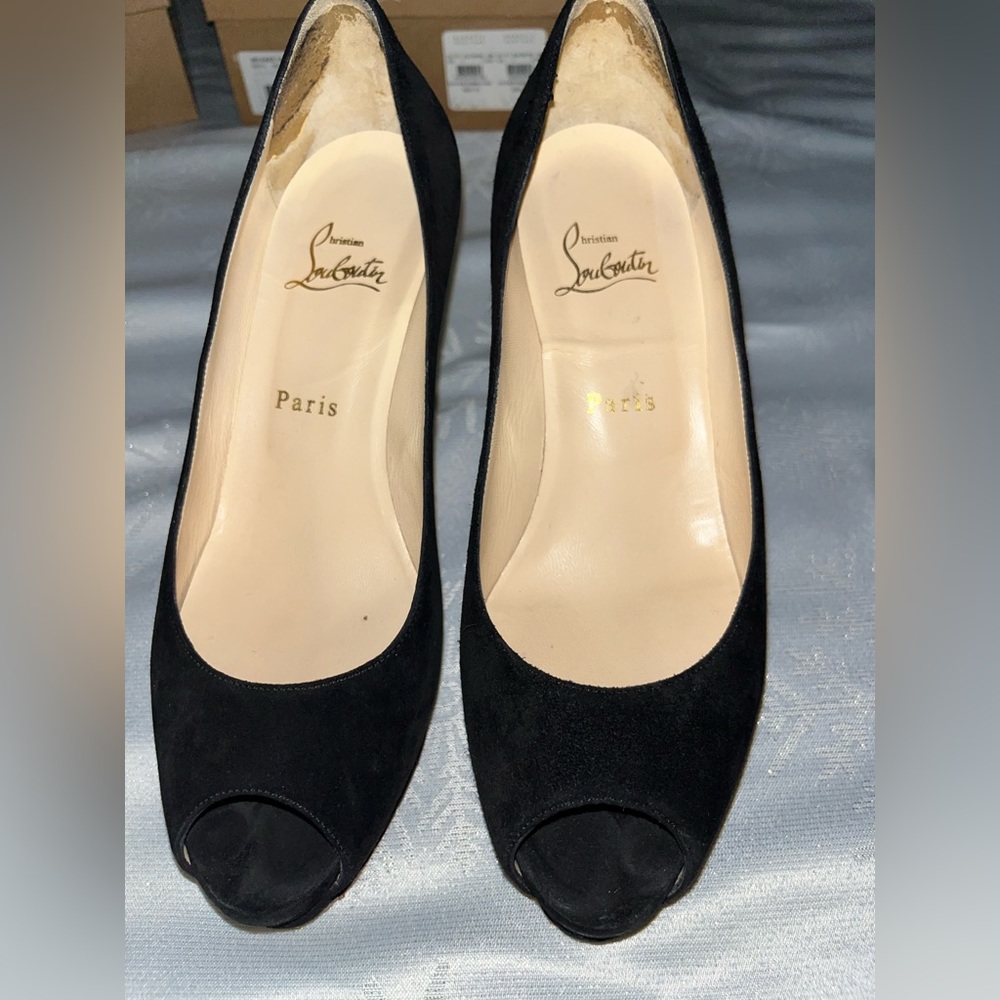 ❤️Christian Louboutin peep toe